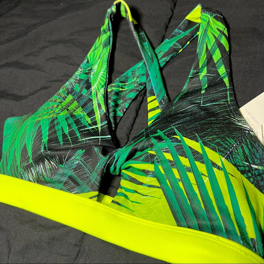 LAST CHANCE 🌿 NWT Fabletics XXS (2) Ellie Sports Bra 🌿